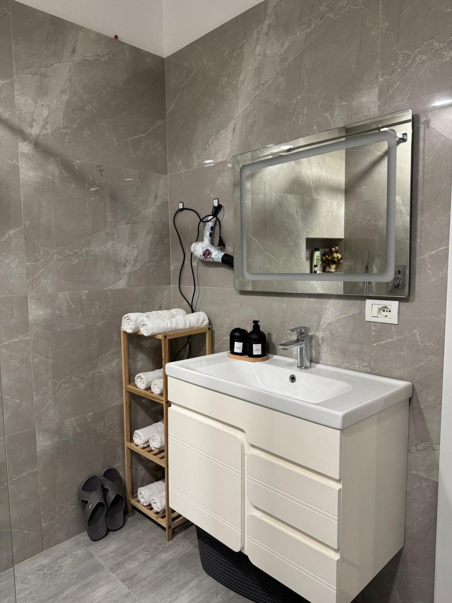 Hanna Apartment Тирана Экстерьер фото